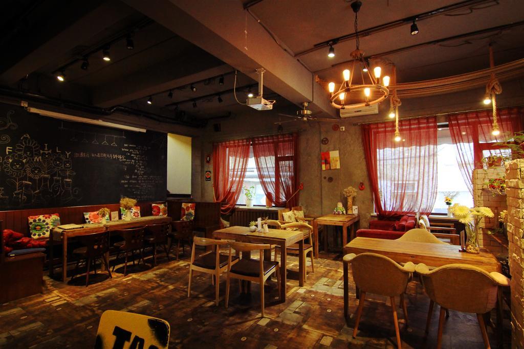 Dalian Buzz Light Year Youth Hostel Εξωτερικό φωτογραφία