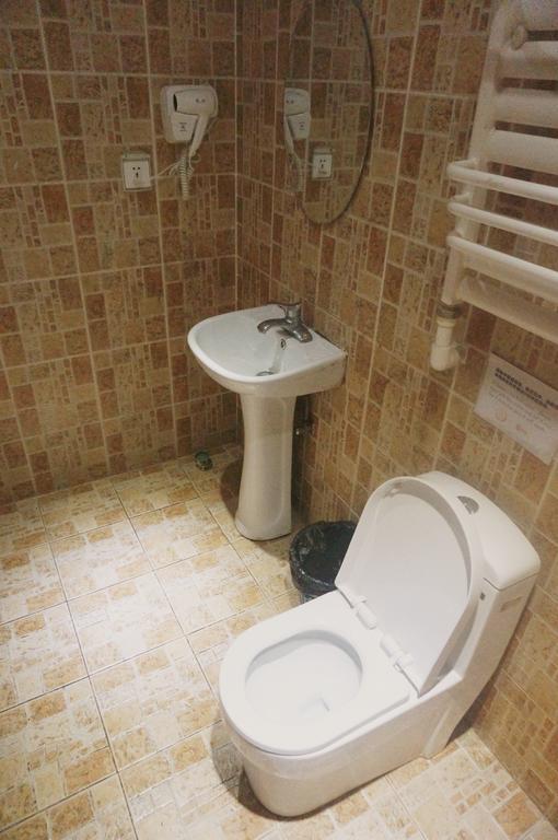 Dalian Buzz Light Year Youth Hostel Εξωτερικό φωτογραφία
